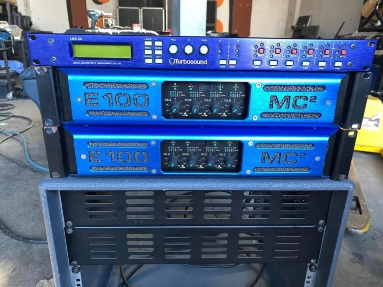 Turbosound D6 (XTA) 2 IN 6 OUT Processor